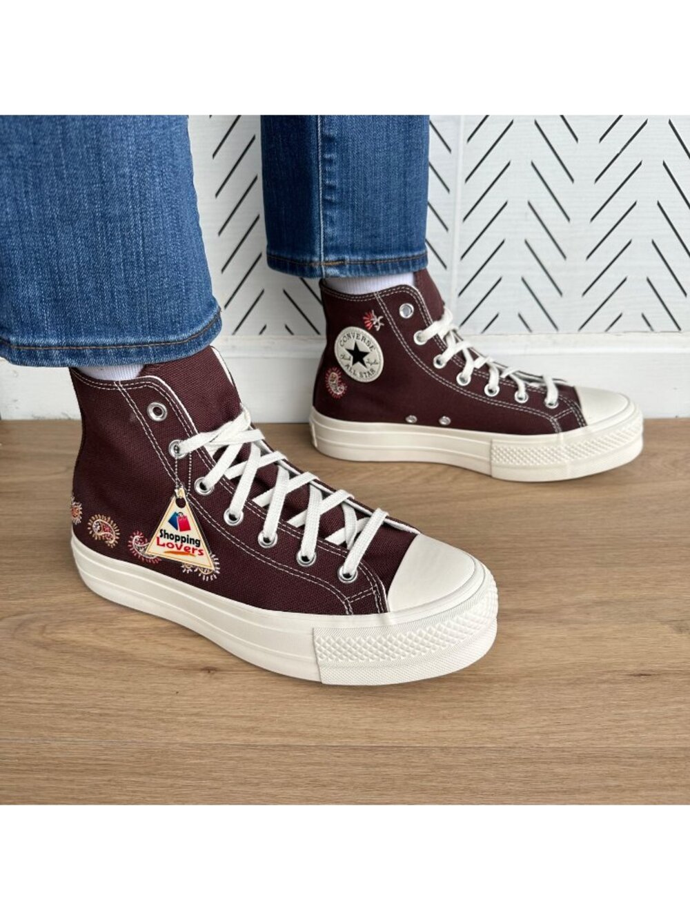 ⭐Converse Chuck Taylor Lift Platform Embroidered Sz 6 Womens Shoes Brown A08174C